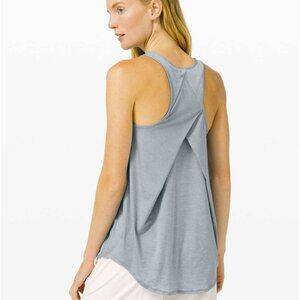 Lululemon Essential Tank *Pleated Blue Cast Size 4